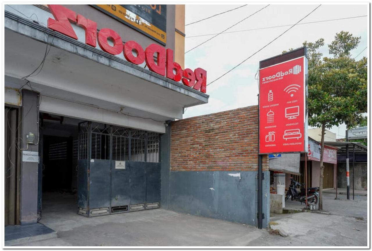 Hotel Reddoorz Near Jogja Expo Center 2 à Baturetno Extérieur photo